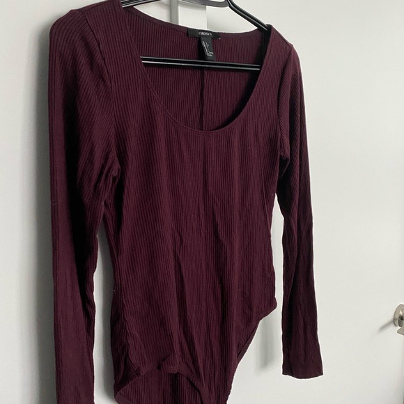 F21 Long Sleeve Duo - Picture 6 of 7
